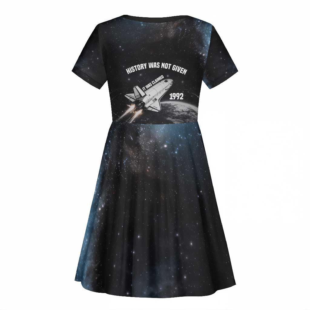 Mae Jemison Kid Short Sleeve Dress with NASA Spacesuit Portrait, First Black Woman - Wonder Print Shop
