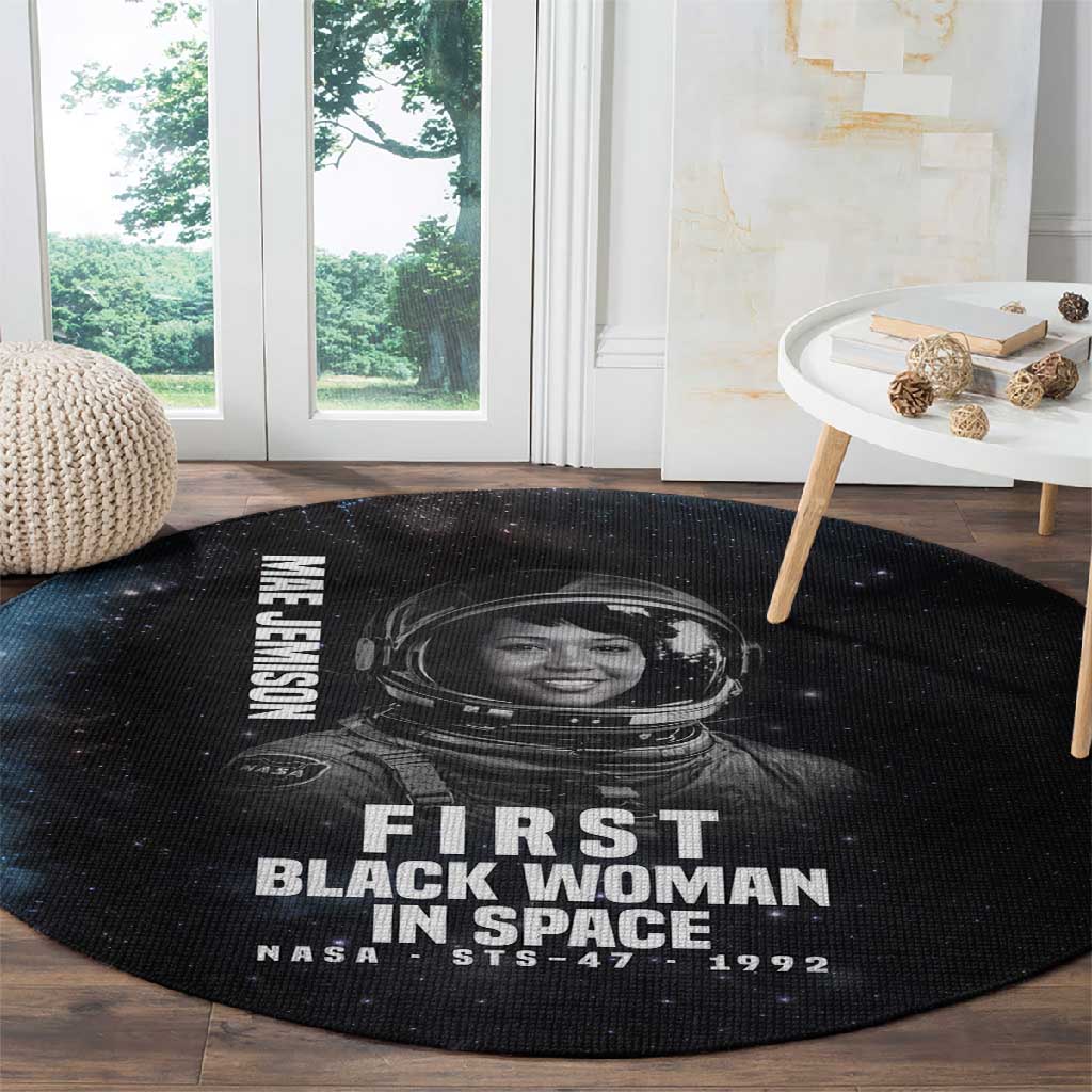 Mae Jemison Round Carpet with NASA Spacesuit Portrait, First Black Woman - Wonder Print Shop