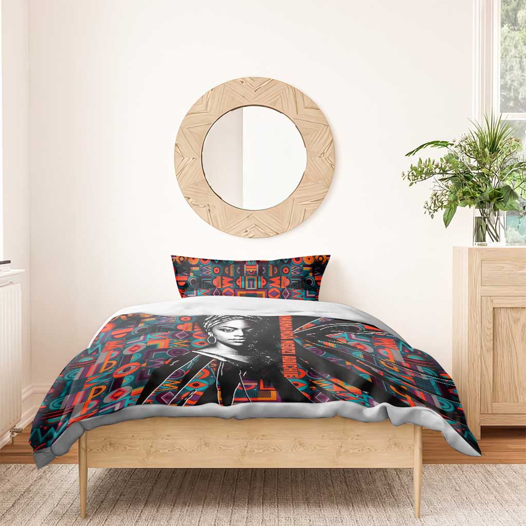 Chimamanda Ngozi Adichie Bedding Set with Monochrome Portrait, The Danger of a Single Story Quote - Wonder Print Shop