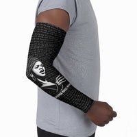 Chimamanda Ngozi Adichie Arm Sleeves with Expressive Speaking Portrait, Stories Shape Reality - Wonder Print Shop