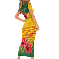 Zimbabwe Flag Map and Red Hibiscus Flowers Short Sleeve Bodycon Dress with African Tribal Pattern