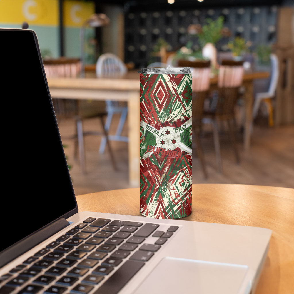 Burundi Independence Day Skinny Tumbler 1st July 1962 Distressed Grunge Flag Art - Broken Chains And Freedom Star
