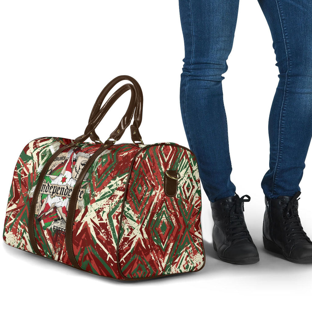 Burundi Independence Day Travel Bag 1st July 1962 Distressed Grunge Flag Art - Broken Chains And Freedom Star