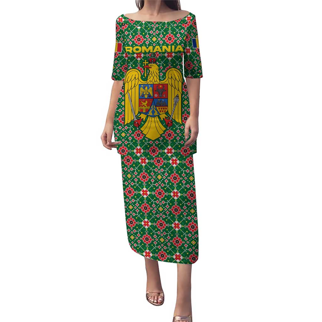 Romania Christmas Puletasi with Green and Red Pattern Golden Eagle and Santa Motif - Wonder Print Shop