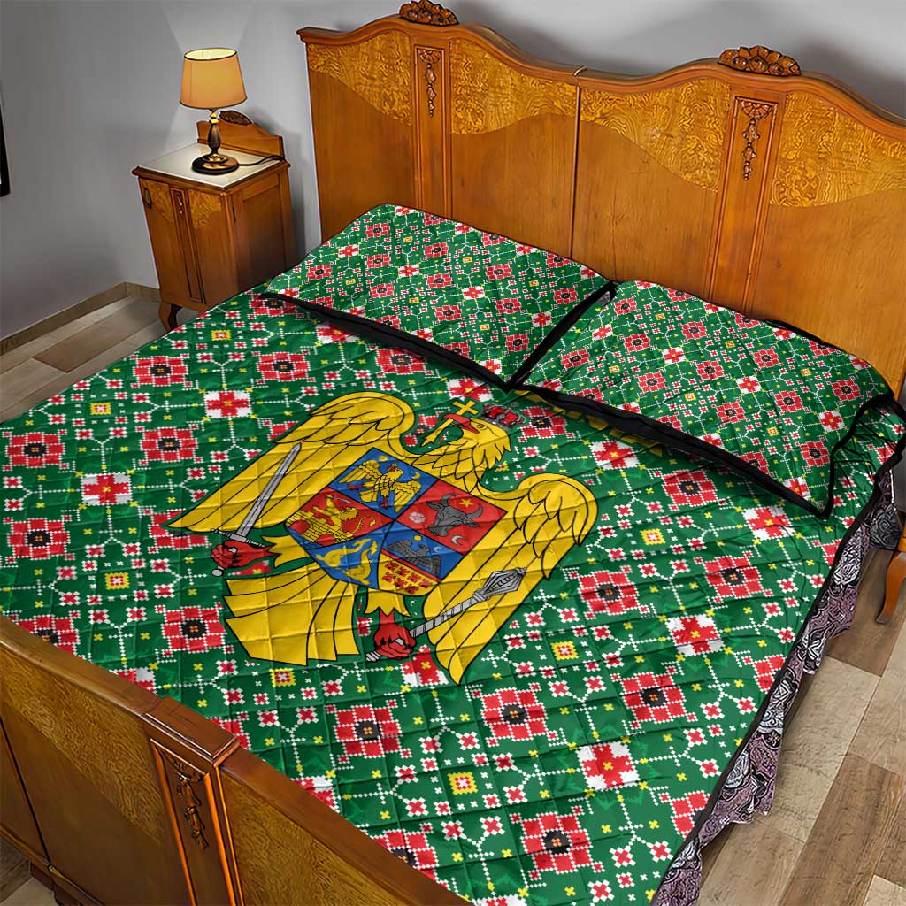 Romania Christmas Quilt Bed Set with Green and Red Pattern Golden Eagle and Santa Motif - Wonder Print Shop