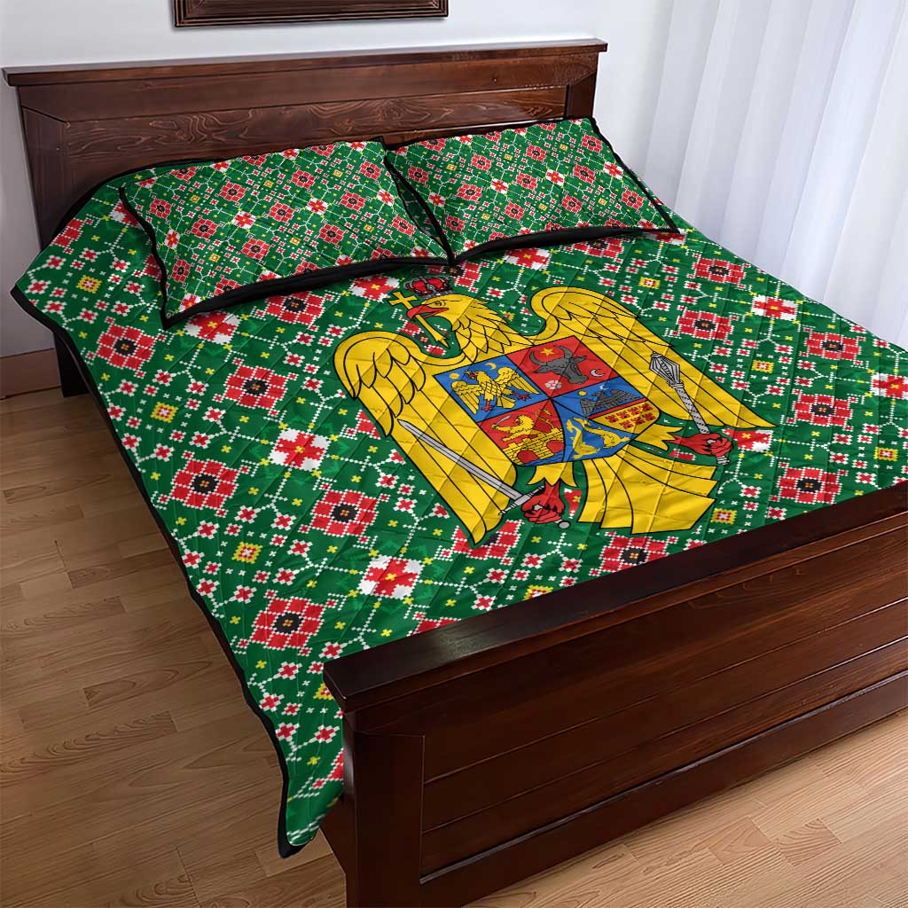 Romania Christmas Quilt Bed Set with Green and Red Pattern Golden Eagle and Santa Motif - Wonder Print Shop