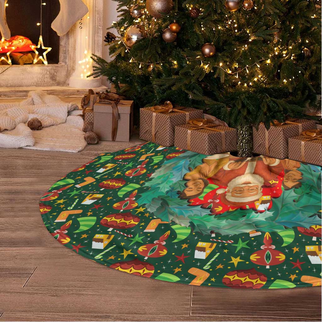 Kenya Christmas Tree Skirt with Santa Feast Scene and Festive Wreath Pattern - Wonder Print Shop