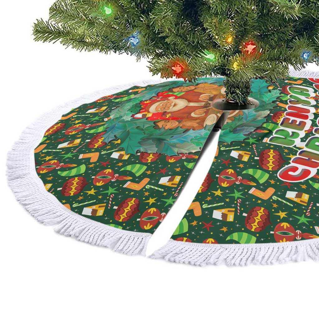 Kenya Christmas Tree Skirt with Santa Feast Scene and Festive Wreath Pattern - Wonder Print Shop