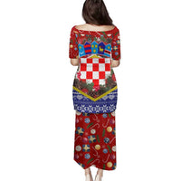 Croatia Christmas Family Matching Puletasi and Hawaiian Shirt with Santa Sleigh Presents and Red Checkered Crest - Wonder Print Shop