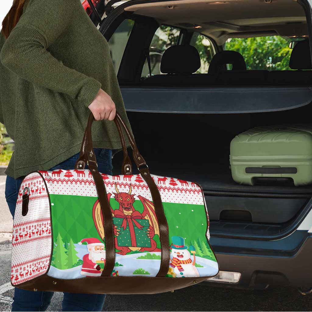 Wales Christmas Travel Bag with Red Dragon Gift and Holiday Crest Snow Scene - Wonder Print Shop