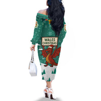 Wales Christmas Family Matching Off The Shoulder Long Sleeve Dress and Hawaiian Shirt with Red Dragon Santa Sleigh and Festive Green Snowflake - Wonder Print Shop