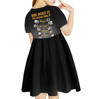 She Built It The World Uses It Kid Short Sleeve Dress African Influential Women Innovators Timeline - Wonder Print Shop
