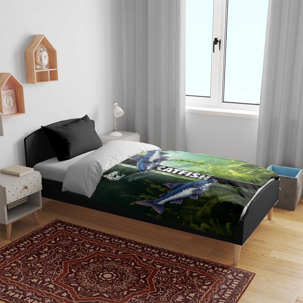 Catfish Fishing Bedding Set with Underwater River Scene and Green Aquatic Pattern - Wonder Print Shop