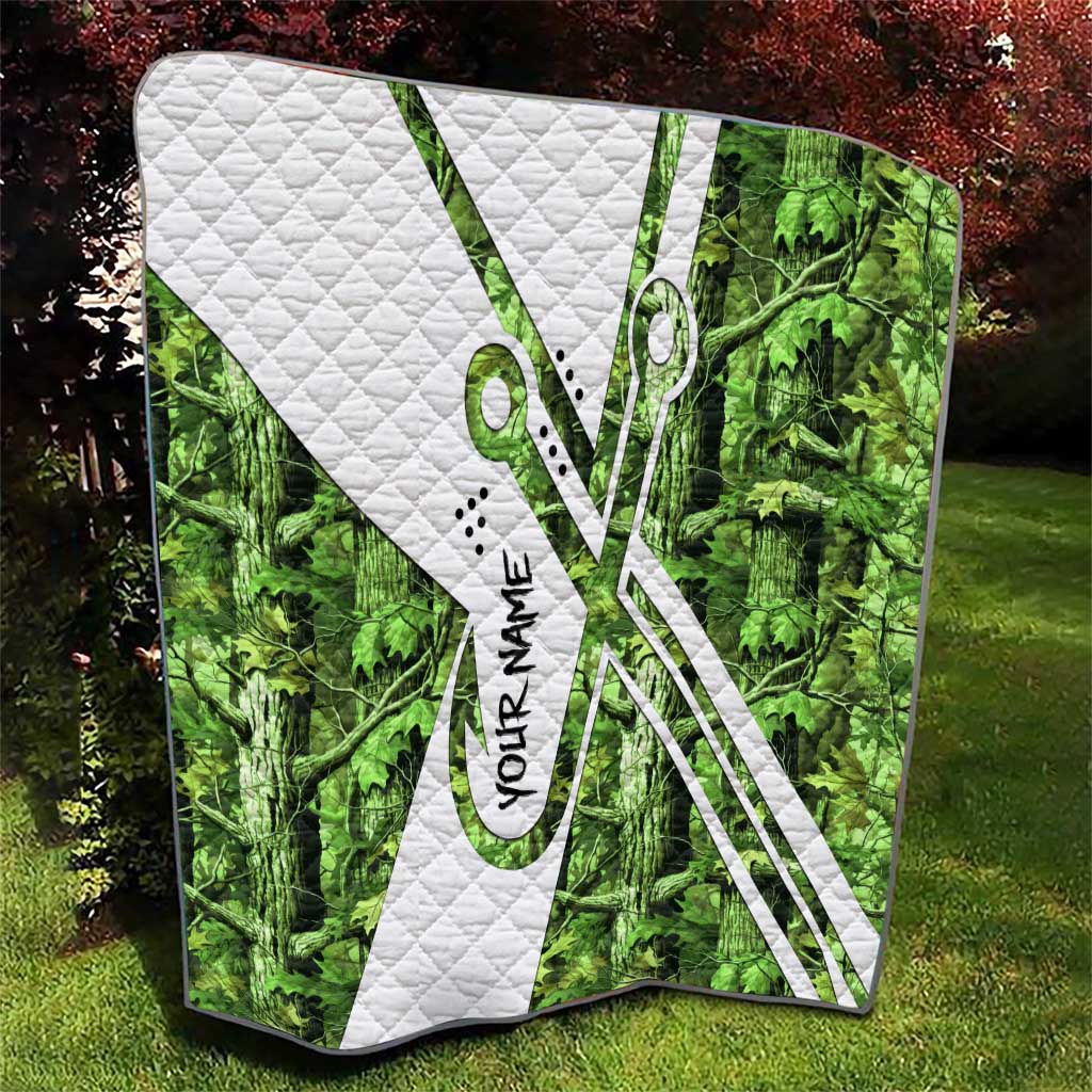Custom Fishing Hook Quilt with Green Jungle Leaf Pattern and White Split Design - Wonder Print Shop