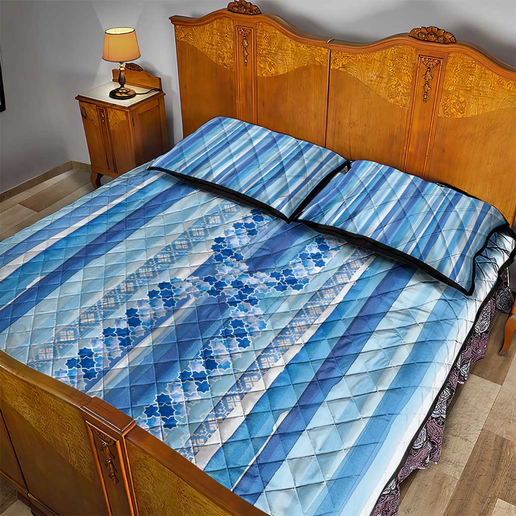 Tunisian Mosaic Pattern Quilt Bed Set with Blue Stripes and Traditional Tile Design