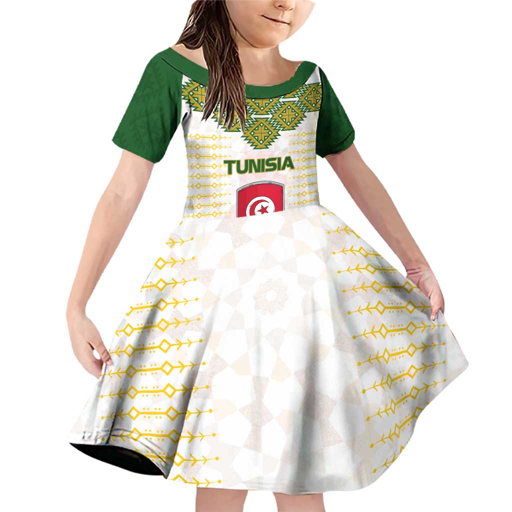 Tunisia Flag Traditional Tribal Pattern Green and White Pullover Family Matching Off Shoulder Short Dress and Hawaiian Shirt with National Crest and Emblem