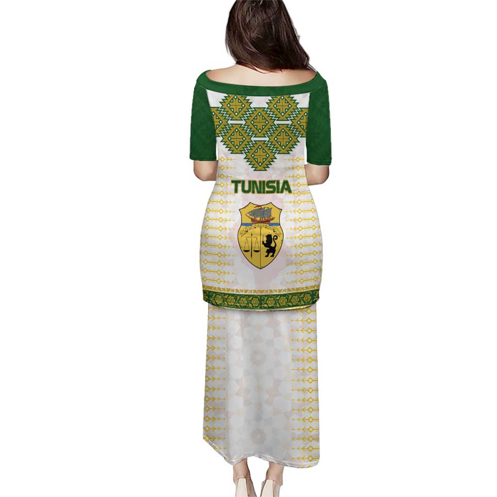 Tunisia Flag Traditional Tribal Pattern Green and White Pullover Puletasi with National Crest and Emblem