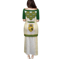 Tunisia Flag Traditional Tribal Pattern Green and White Pullover Puletasi with National Crest and Emblem