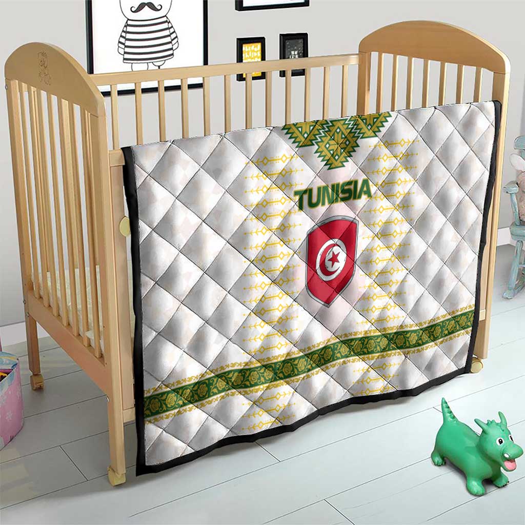 Tunisia Flag Traditional Tribal Pattern Green and White Pullover Quilt with National Crest and Emblem