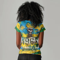 Rwanda Independence Day Women V-Neck T-Shirt Distressed Grunge Flag Design - Broken Chains And 1962 Graphic