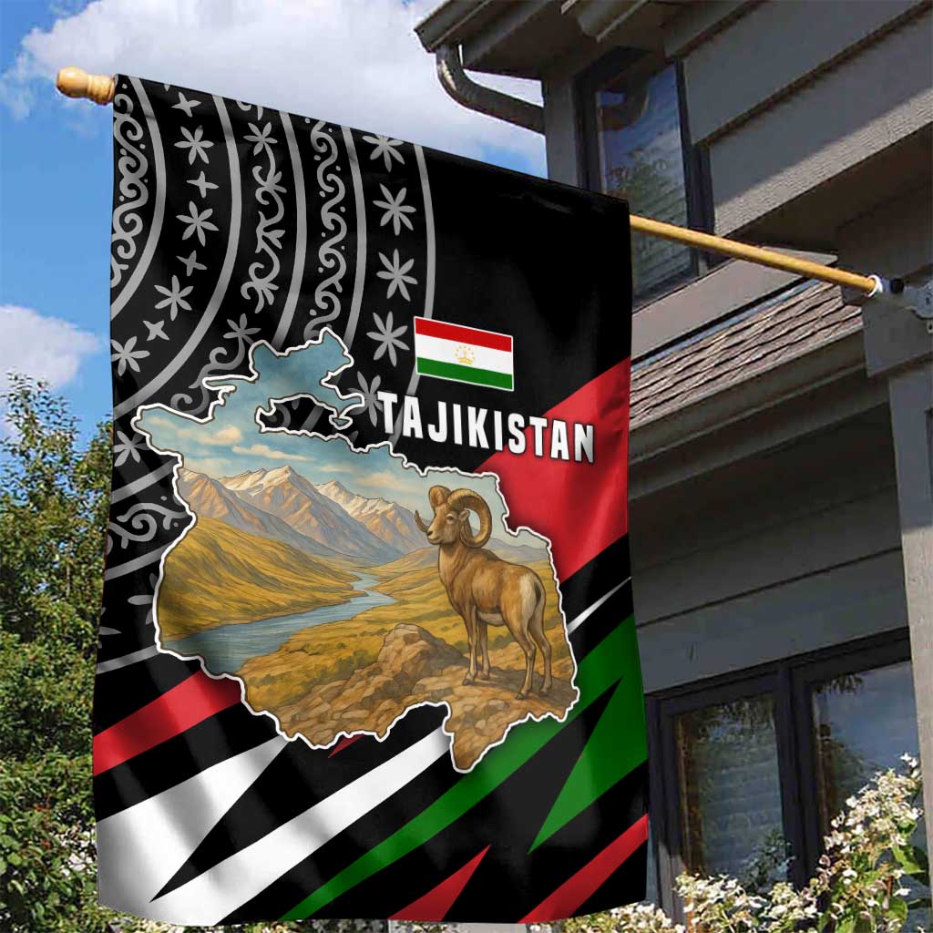 Tajikistan Marco Polo Sheep Garden Flag with Black Red Green Tribal Flag Pattern