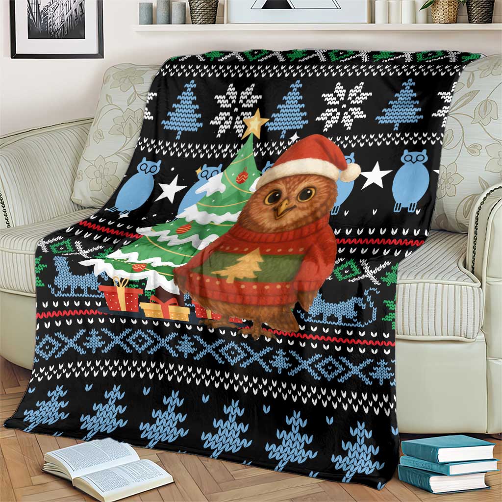 Micronesia Christmas Blanket with Santa Owl Christmas Tree Gifts and Snowflake - Wonder Print Shop