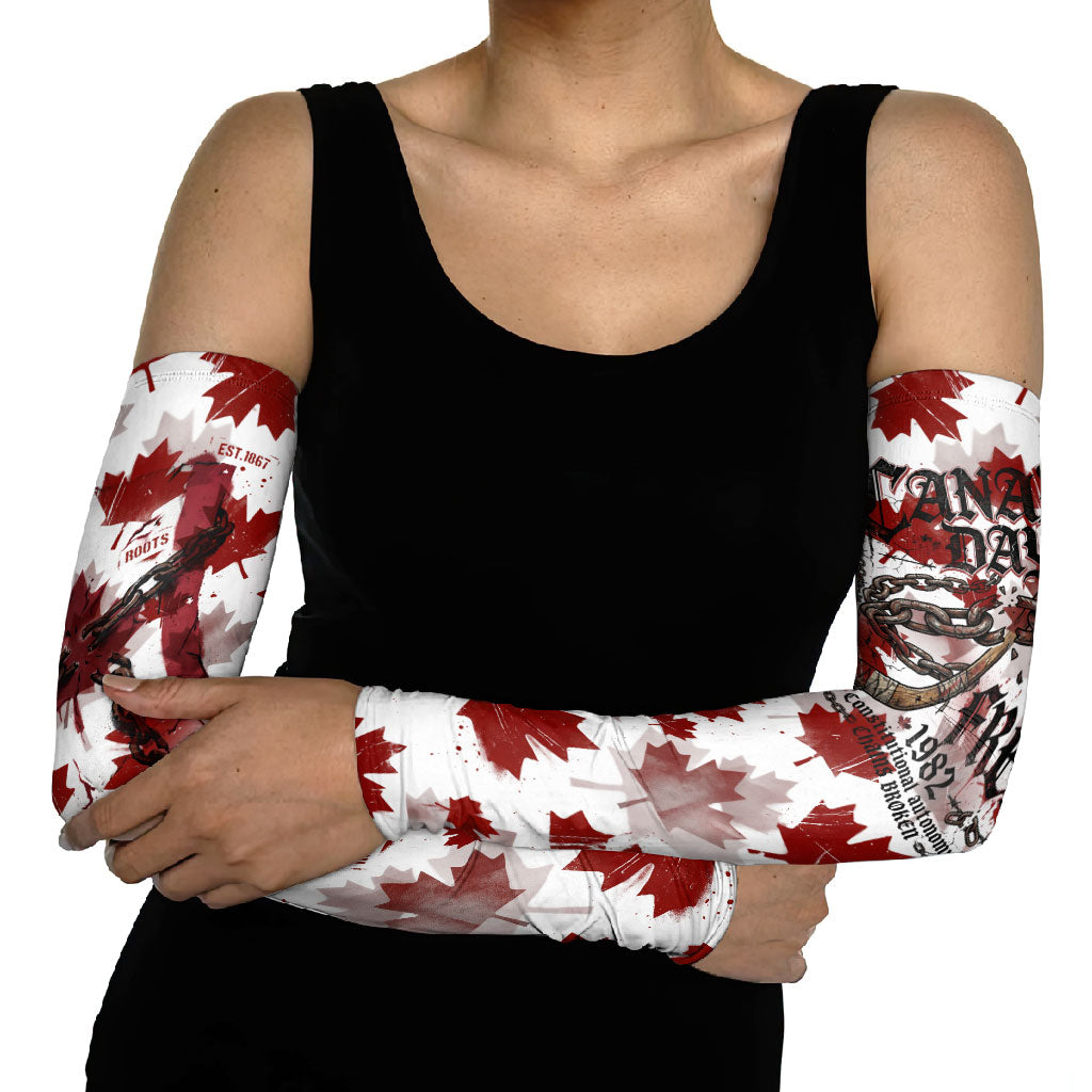 Canada Day Arm Sleeves Constitutional Autonomy 1982 Vintage - Broken Chains Freedom