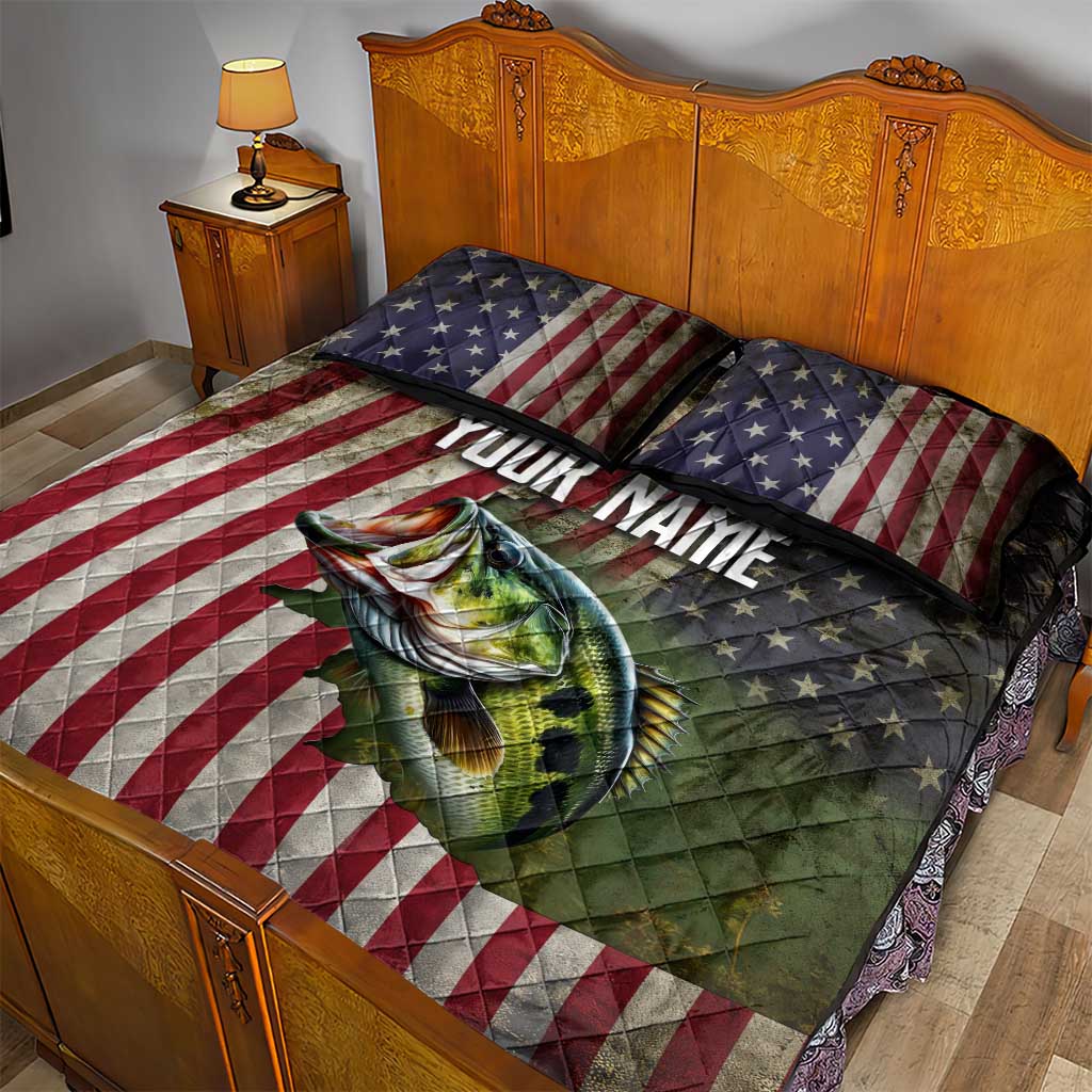 American Flag Largemouth Bass Fishing Quilt Bed Set Jumping Fish Graphic and Custom Name Design - Wonder Print Shop