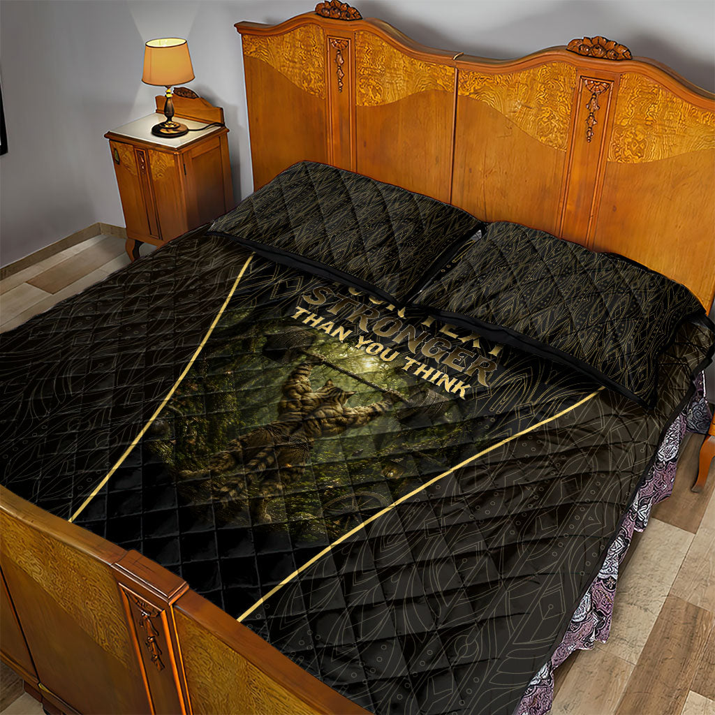 Personalized Muscular Cat Weightlifting Quilt Bed Set Pain For Growth Dark Fantasy Gym Graphic