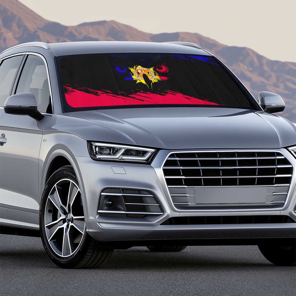 Andorra Auto Sun Shade with Eagle Eyes and Paint Stroke Design - Wonder Print Shop