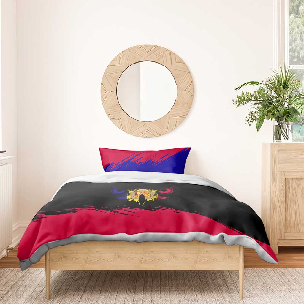 Andorra Bedding Set with Eagle Eyes and Paint Stroke Design - Wonder Print Shop