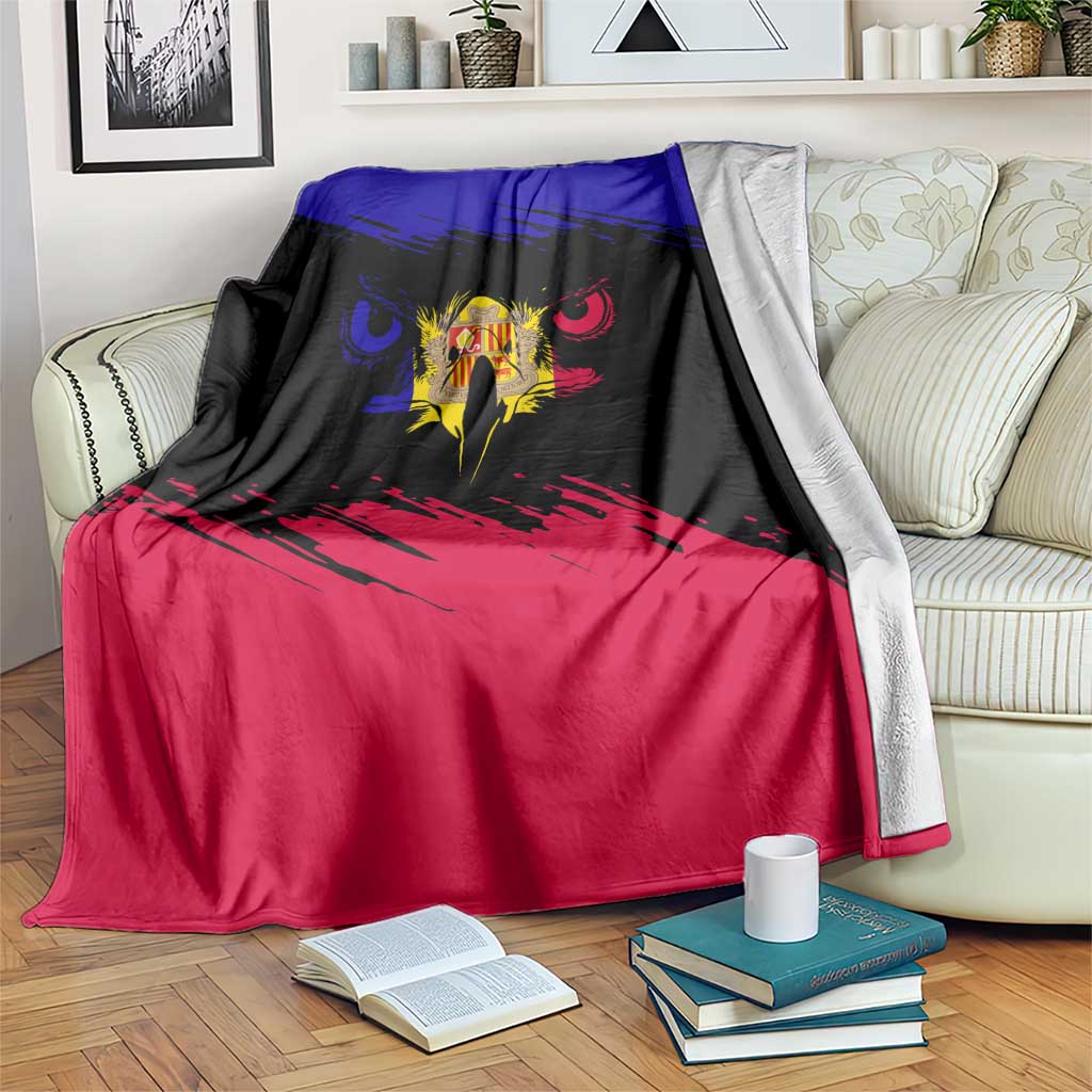 Andorra Blanket with Eagle Eyes and Paint Stroke Design - Wonder Print Shop