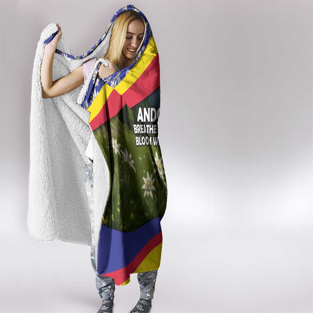 Andorra Hooded Blanket with Edelweiss Mountain Landscape Design - Wonder Print Shop