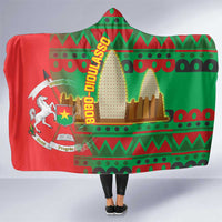 Burkina Faso Hooded Blanket with Red Green Tribal Design and Bobo Dioulasso Landmark - Wonder Print Shop
