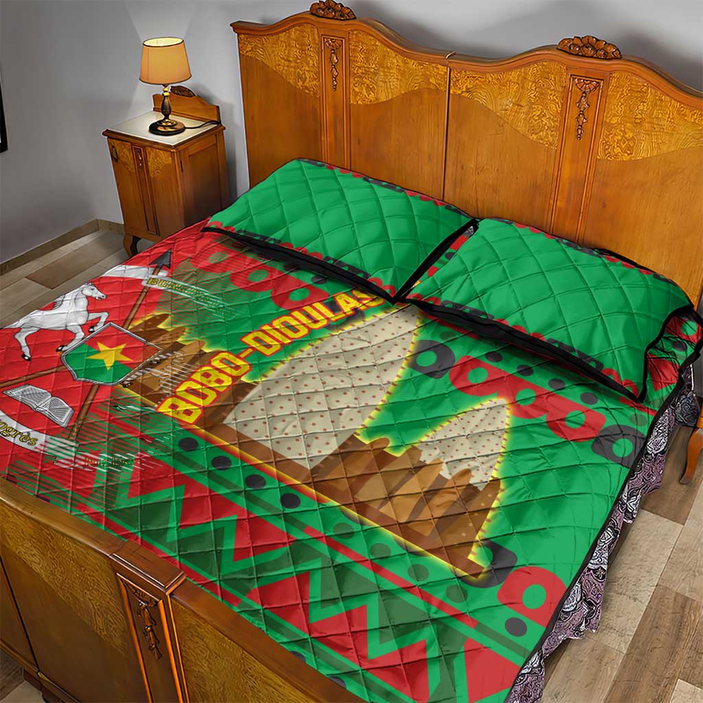 Burkina Faso Quilt Bed Set with Red Green Tribal Design and Bobo Dioulasso Landmark - Wonder Print Shop
