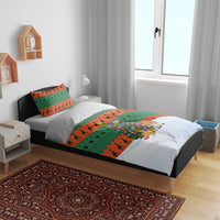 Giraffes Decorating Tree Gifts Bedding Set with Orange Green Holiday Pattern Design - Wonder Print Shop