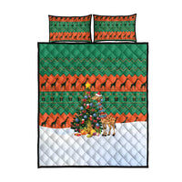 Giraffes Decorating Tree Gifts Quilt Bed Set with Orange Green Holiday Pattern Design - Wonder Print Shop