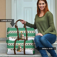 Llama Decorating Tree in Santa Hat Travel Bag with Green Gift Pattern Design - Wonder Print Shop