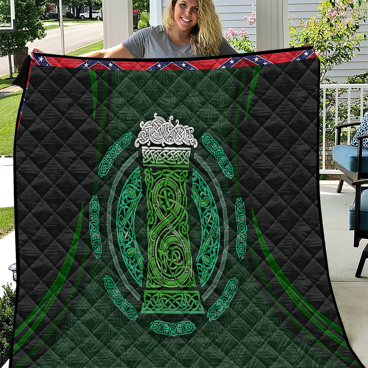 Beer Cup Pattern And Celtic Circle Green Quilt - Wonder Print Shop