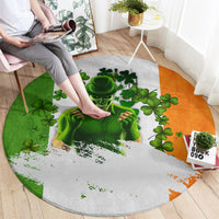 The Irish Man Round Carpet
