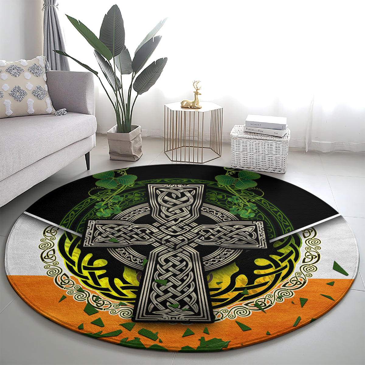 Irish Cross Mix With Shamrock Floral And Flag Round Carpet