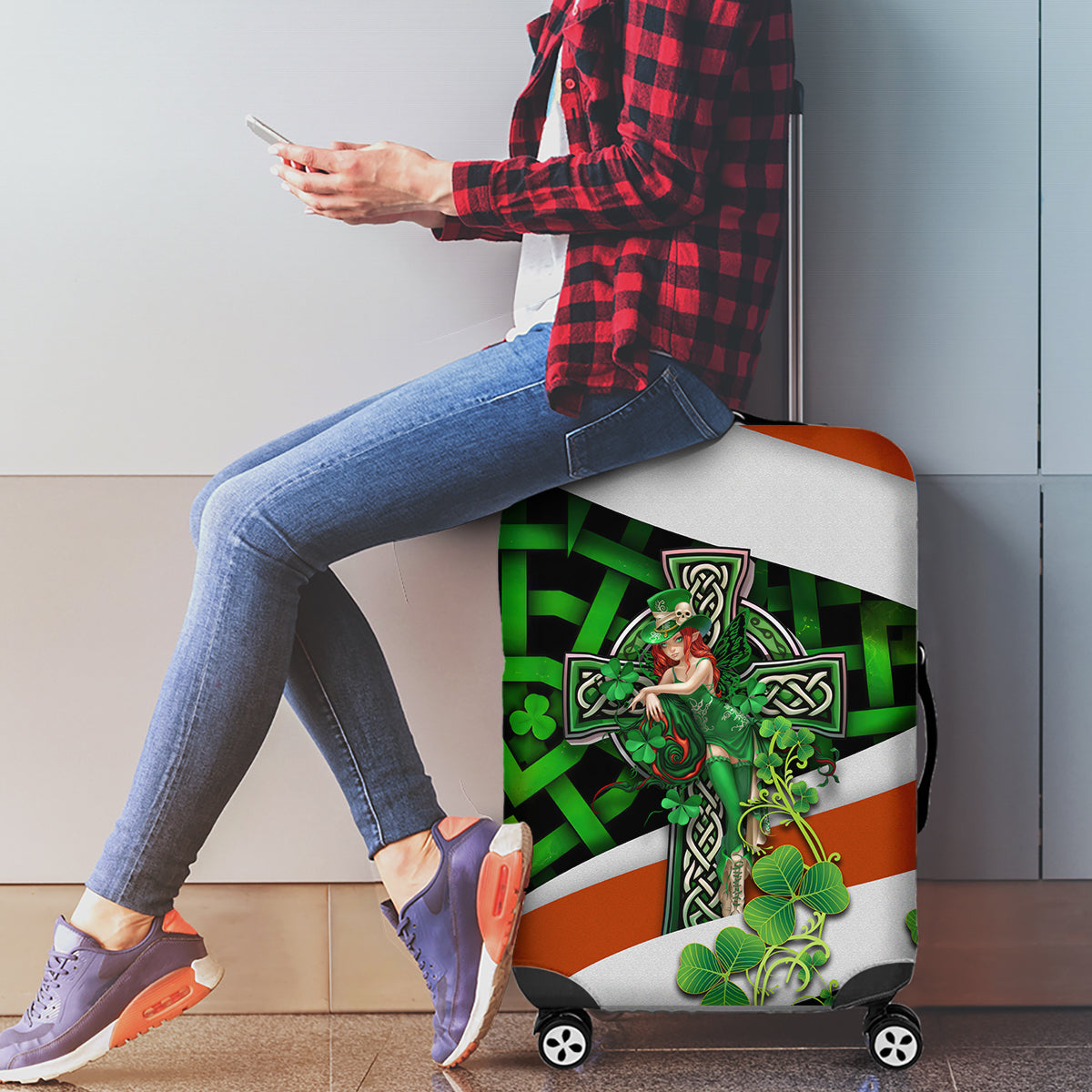 Patrick Day - Irish Cross - Lucky Girl Luggage Cover - Wonder Print Shop