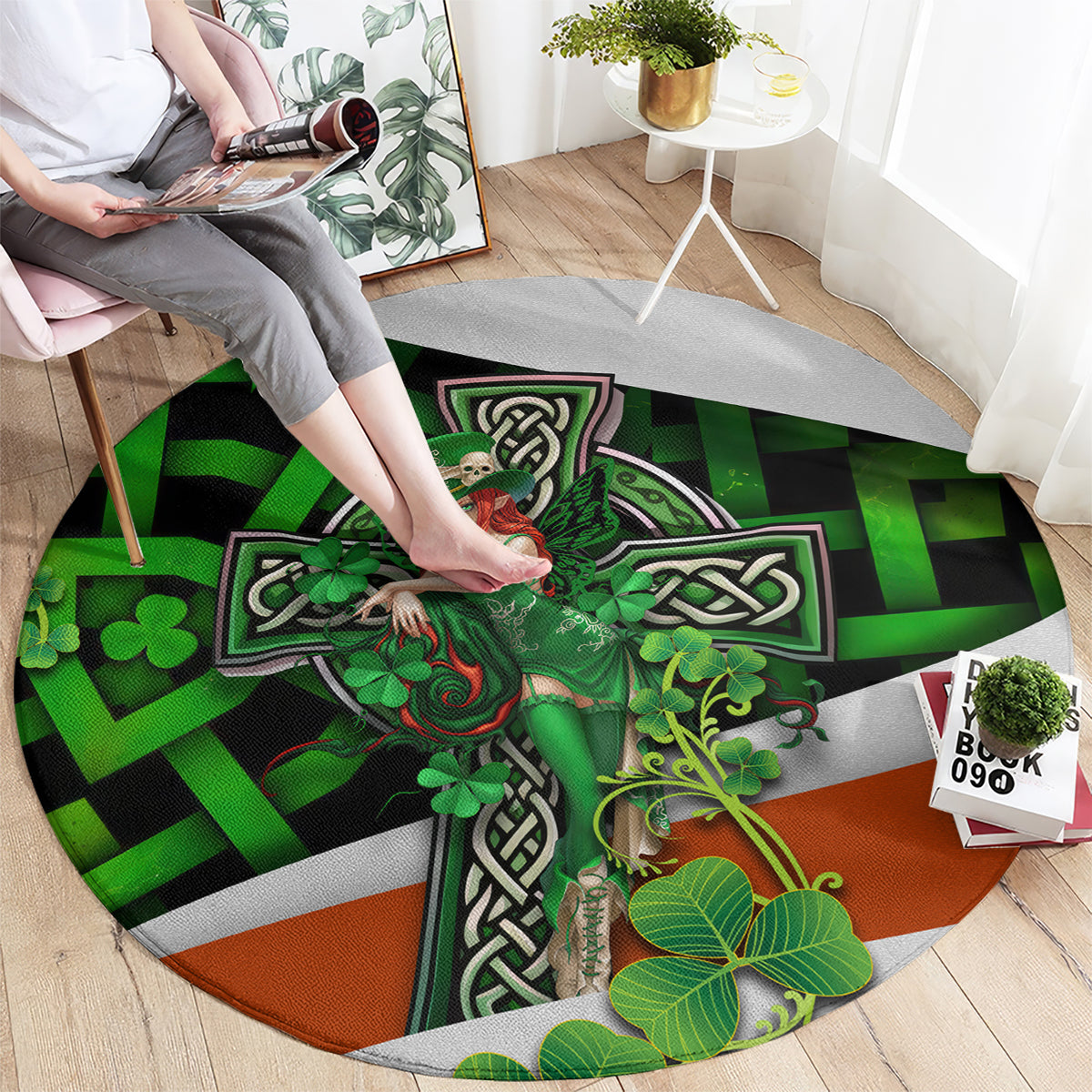 Patrick Day - Irish Cross - Lucky Girl Round Carpet