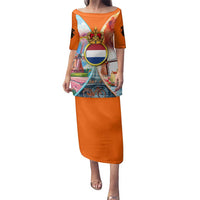 Dutch Lion Design Family Matching Puletasi and Hawaiian Shirt with Tulips Windmills Bicycles and Coat of Arms