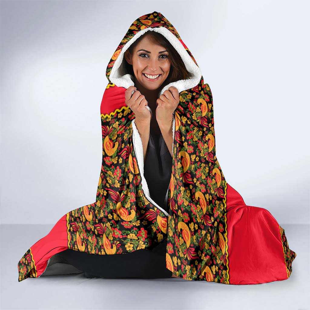 Russia Folk Art Hooded Blanket with Khokhloma Pattern and Traditional Rooster Design