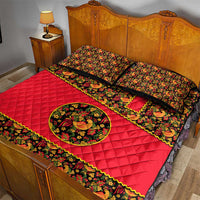 Russia Folk Art Quilt Bed Set with Khokhloma Pattern and Traditional Rooster Design