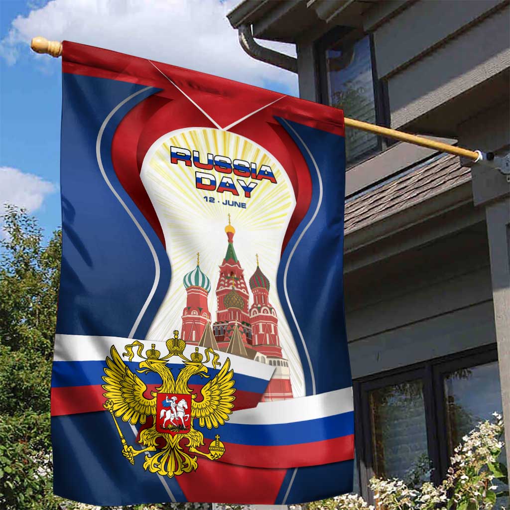 Russia Day Garden Flag with Kremlin Illustration, National Emblem, and Flag Stripes
