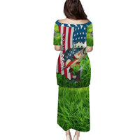 American Flag Bass Fishing Design Puletasi with Largemouth Bass and Green Grass Background - Wonder Print Shop