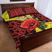 Macedonia Quilt Bed Set with Red Poppy Flower and Curved Panel Design - Wonder Print Shop
