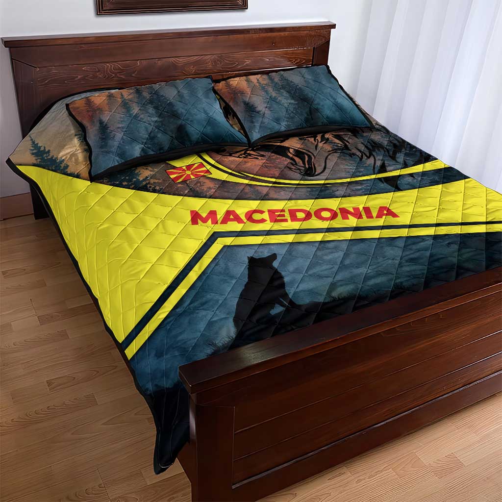 Macedonia Quilt Bed Set with Forest Wolf and Sunset Silhouette Design - Wonder Print Shop